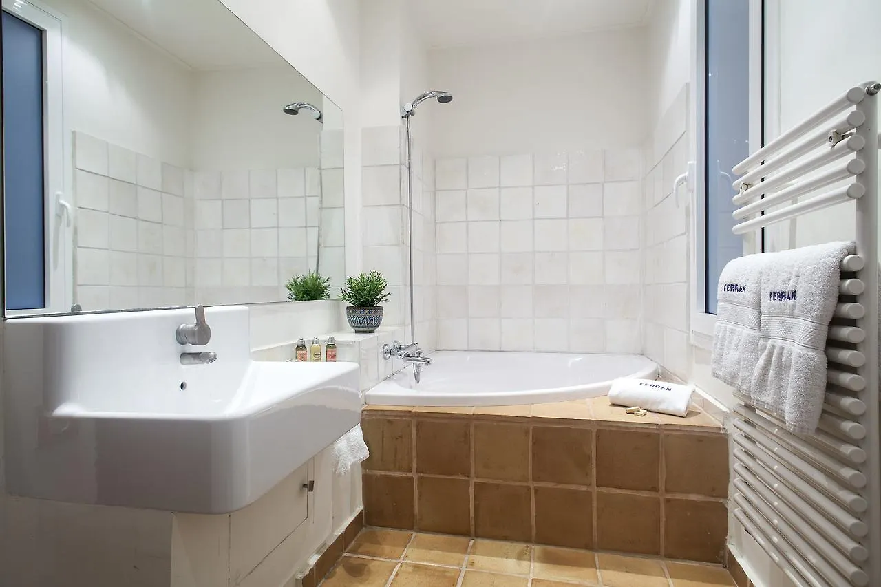Habitat Apartments Ferran Barcelona 0*,