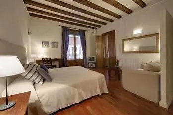 Habitat Apartments Ferran Barcelona